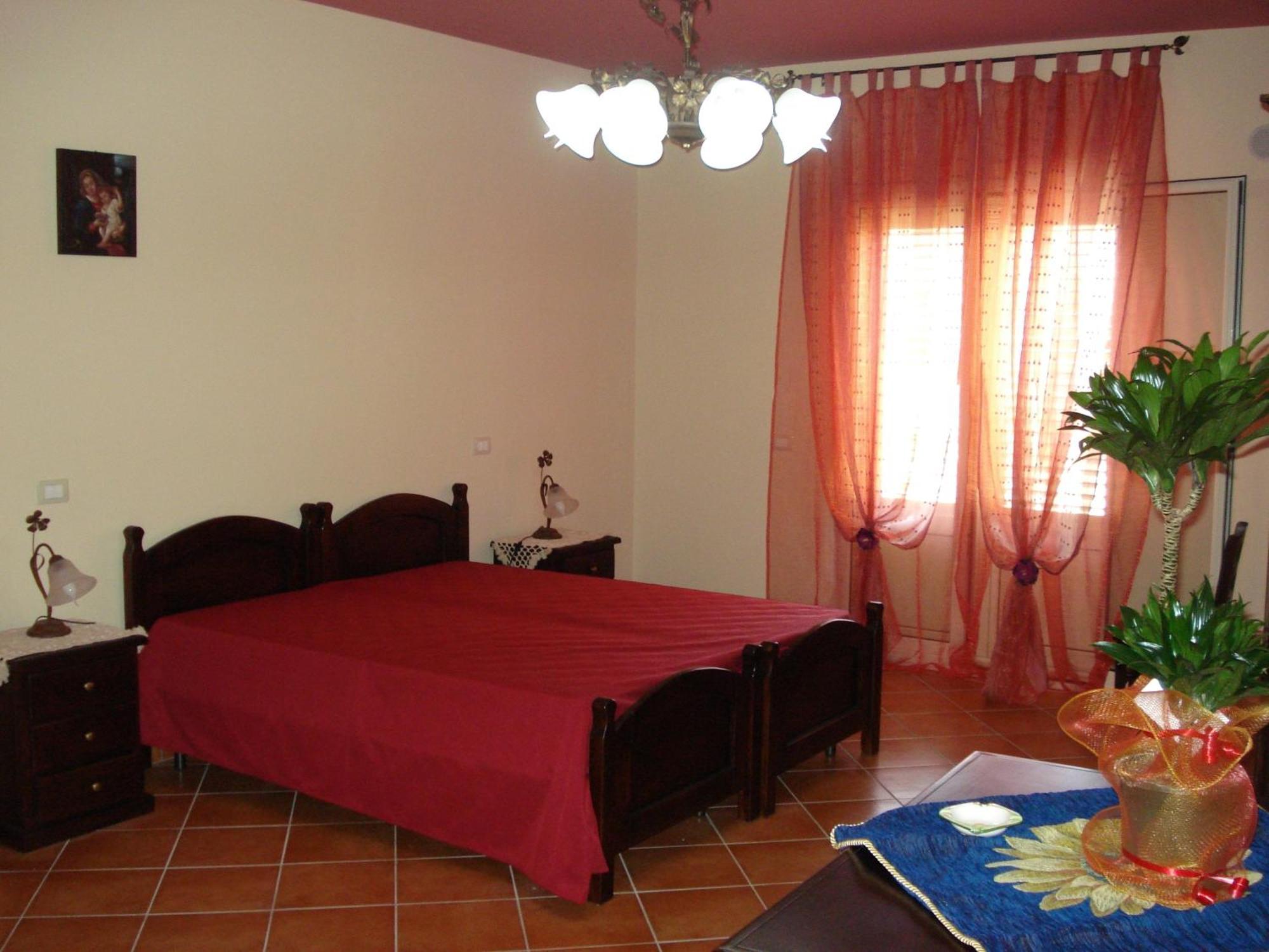B&B Ulivo Трабия Екстериор снимка