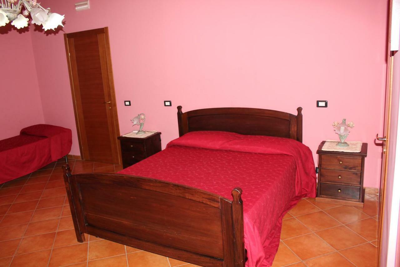 B&B Ulivo Трабия Екстериор снимка